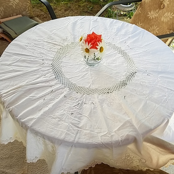 Other - White, round tablecloth.